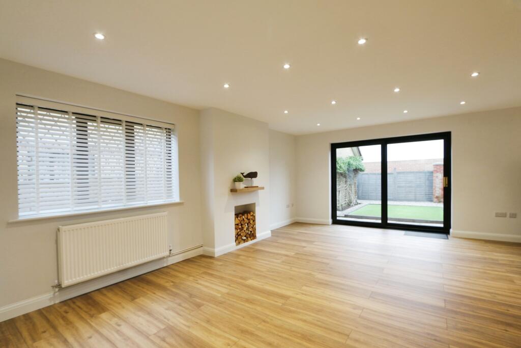 Additional image 5 of Larch Close, Wareham, BH20