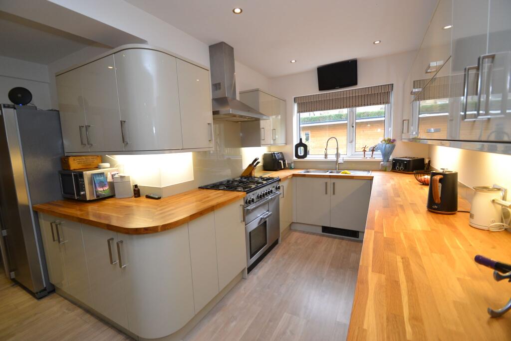 Additional image 9 of Kingston Grove, Thackley,