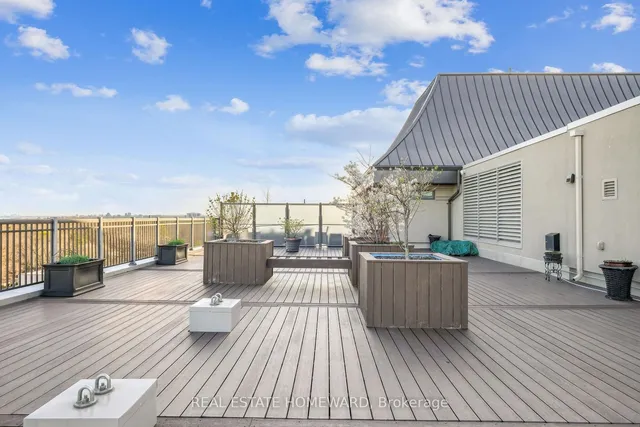 Additional image 4 of 3563 Lake Shore Blvd Unit 214