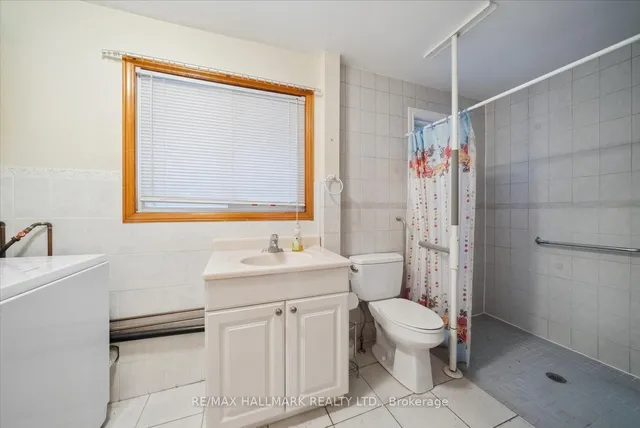 Additional image 16 of 83a Vanbrugh Ave
