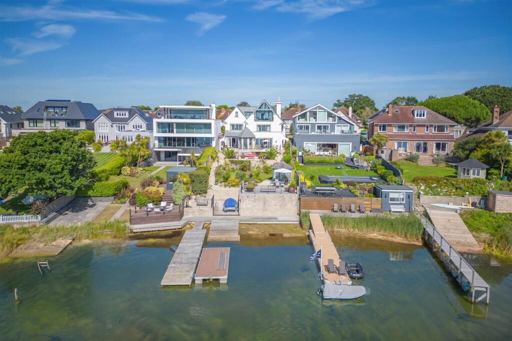 Additional image 22 of Elms Avenue, Lilliput