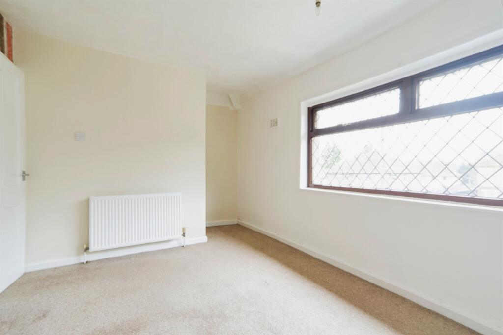 Additional image 10 of Malham Avenue, Bradford