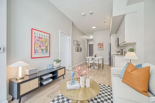 Additional image 16 of 32 Forest Manor Rd Unit 317