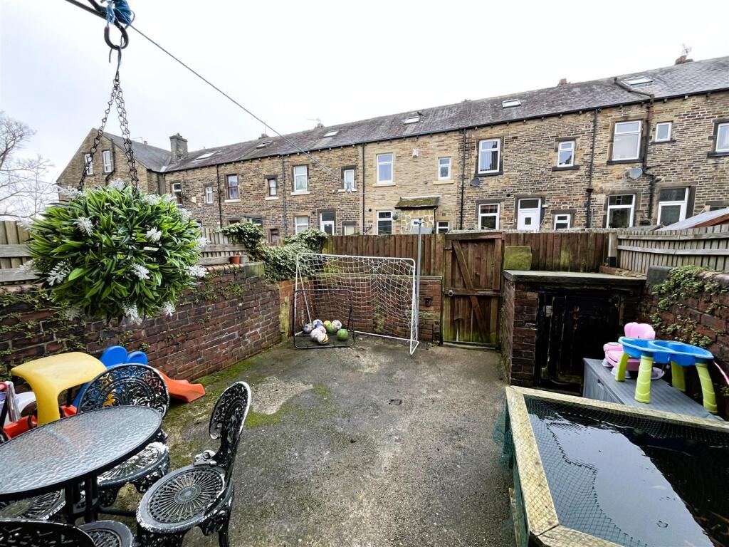 Additional image 14 of Mayfield View, Wyke, Bradford
