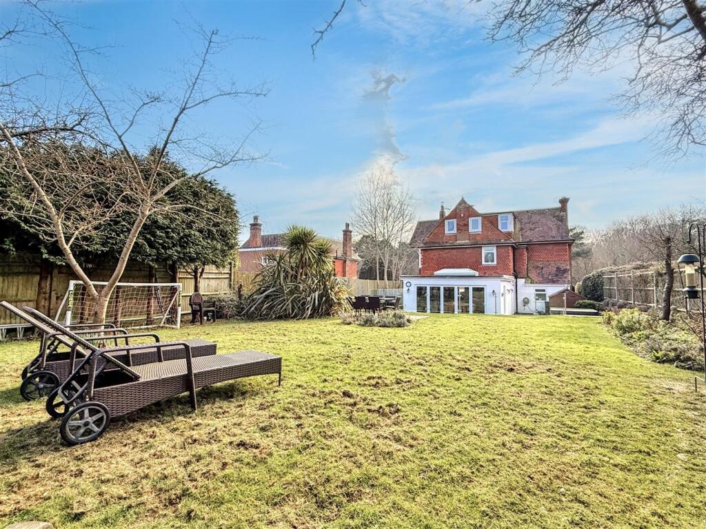 Additional image 5 of Decoy Drive, Eastbourne