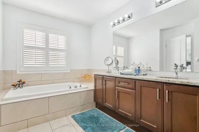 Additional image 23 of 70 Masken Circ