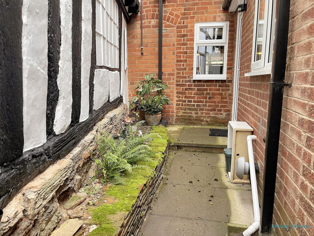 Additional image 18 of High Street,Henley-in-arden,Warwickshire,B95 5BS