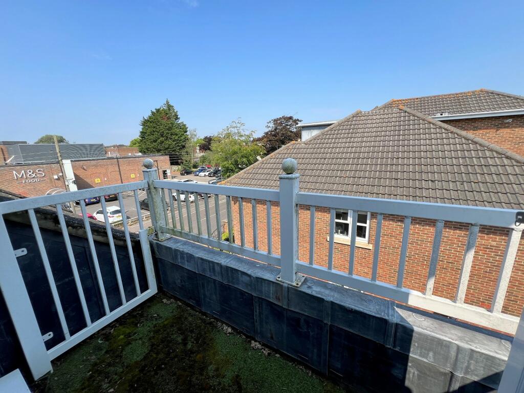 Additional image 9 of Cheridah Court, Spencer Road, New Milton, Hampshire. BH25 6BZ