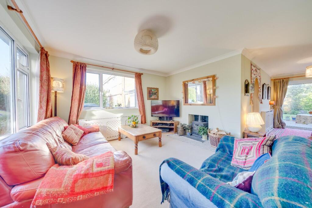 Additional image 8 of Three bedroom home, ideally located centrally within the village of Yatton