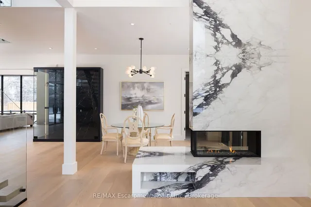 Additional image 10 of 2110 Blyth Cres