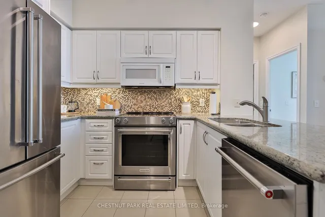 Additional image 7 of 319 Merton St Unit 1013