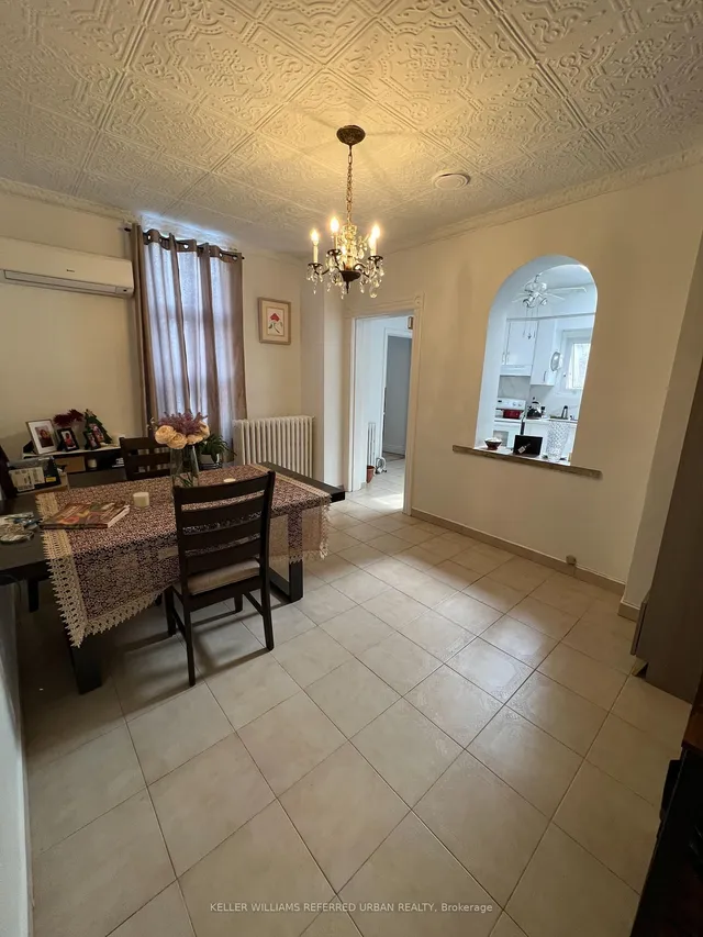 Additional image 23 of 225 Rosemount Ave