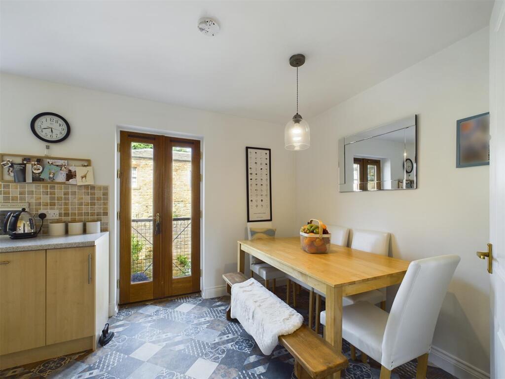 Additional image 4 of 27 Thorngate Place, Barnard Castle