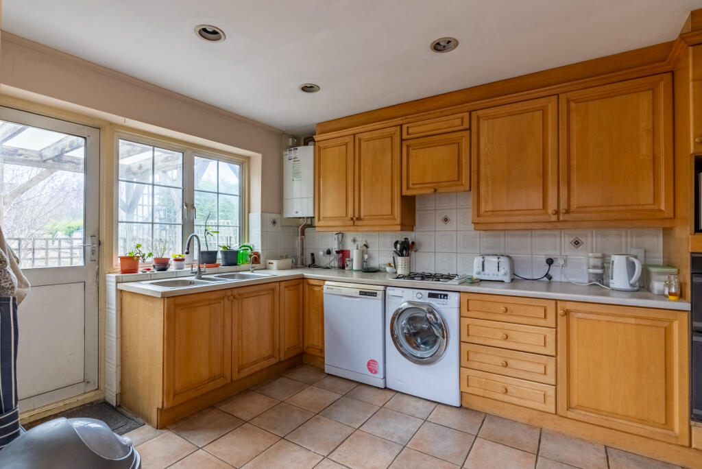 Additional image 19 of Collyer Road, London Colney, St. Albans, Hertfordshire, AL2