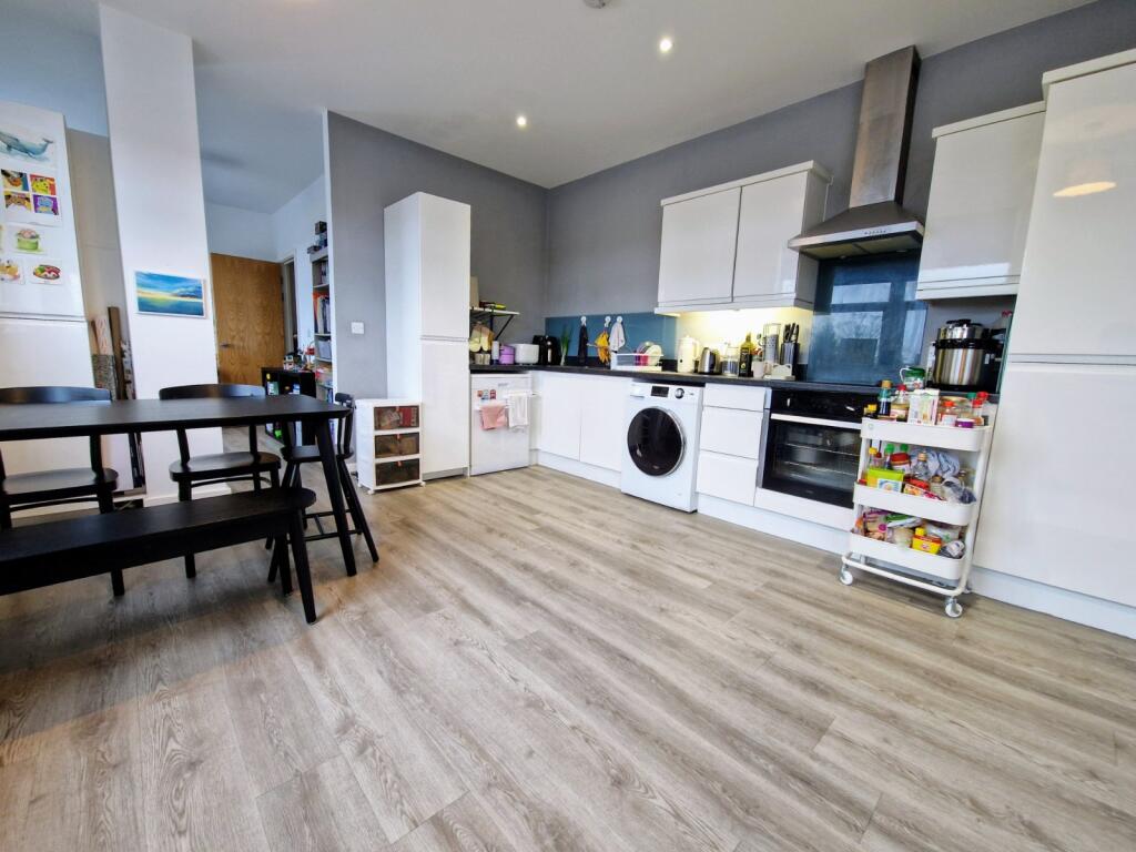 Additional image 4 of Stratford Road, Shirley, Solihull, West Midlands, B90