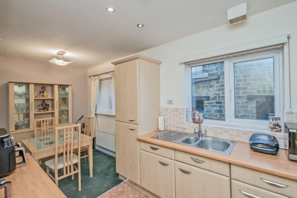 Additional image 4 of Dunstan Grove, Cleckheaton, West Yorkshire, BD19