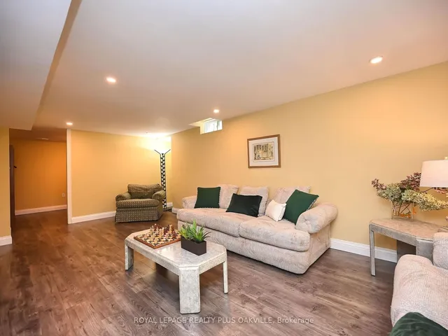 Additional image 30 of 2169 Mystic Crt