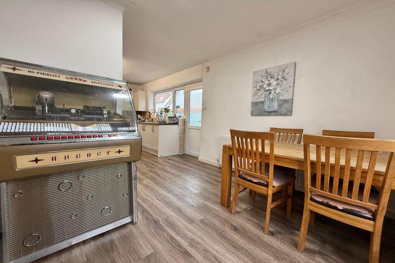 Additional image 9 of Cherrywood Road, Worle - 3 DOUBLE BEDROOMS