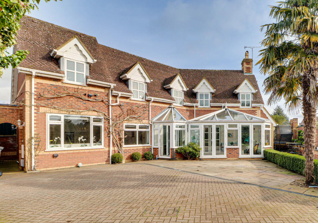 Additional image 25 of Gordons Walk, Harpenden, Hertfordshire, AL5