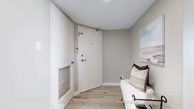 Additional image 6 of 1333 Bloor St Unit 909