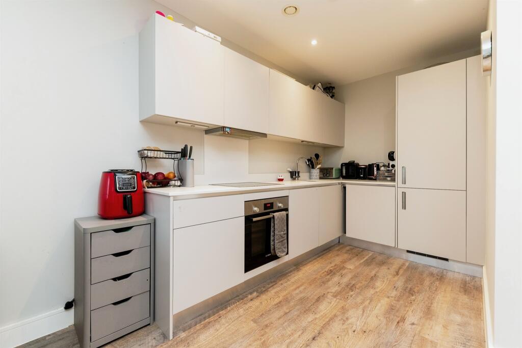 Additional image 3 of Parkway, Welwyn Garden City