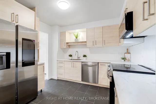 Additional image 25 of 703 Briar Cres