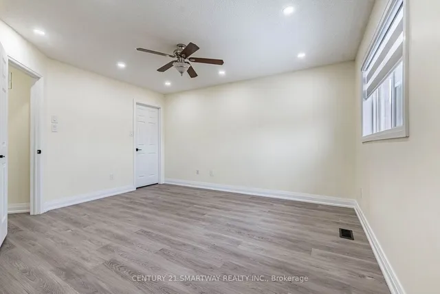 Additional image 22 of 212 Twin Pines Cres