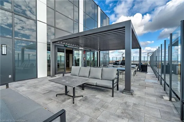 Additional image 32 of 2007 James St Unit 407