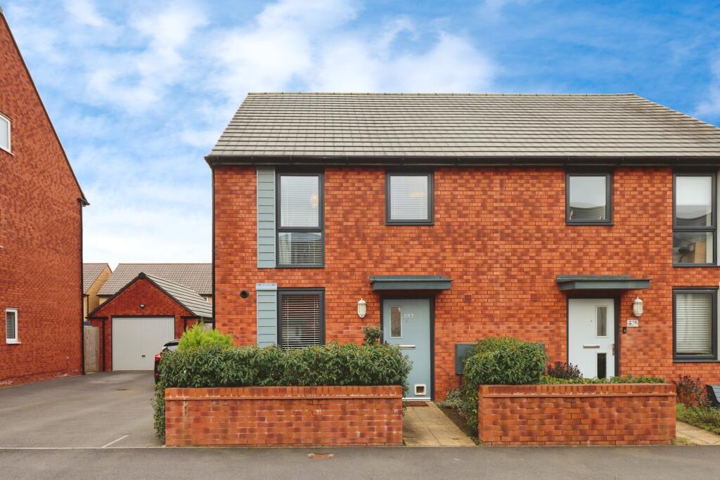 Primary image of Dowsell Way, Yate, Bristol, Gloucestershire, BS37