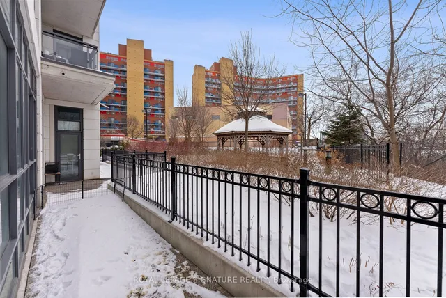 Additional image 33 of 840 Queens Plate Dr Unit 104