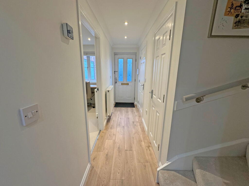 Additional image 9 of Innisfree Close, Wythall, B47 6EW
