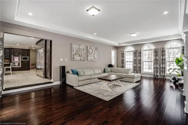 Additional image 7 of 693 Cedar Ave