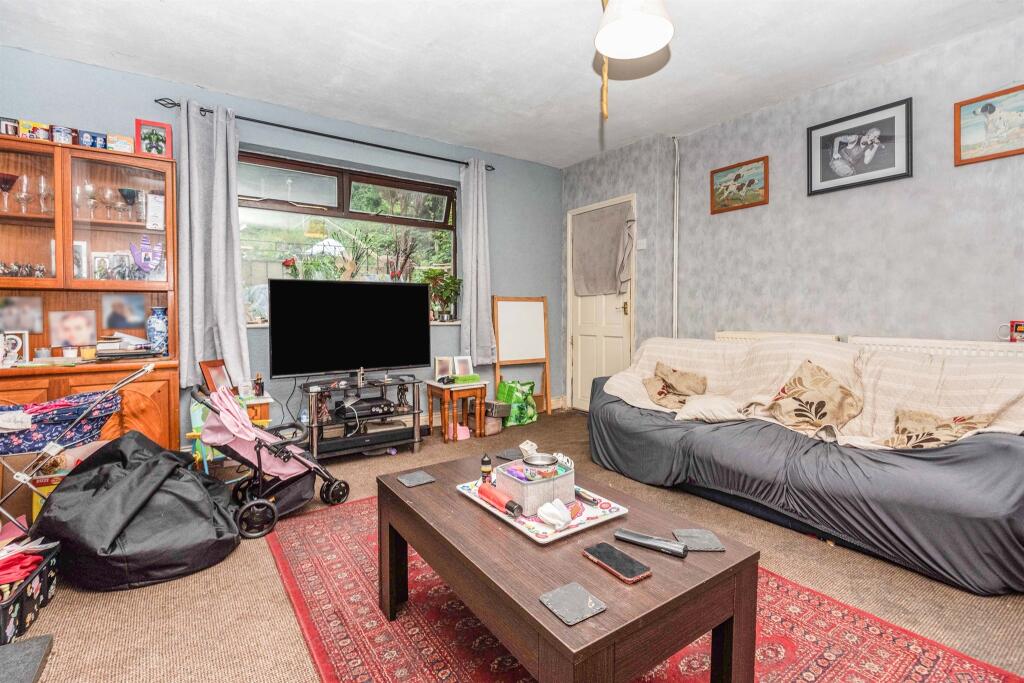 Additional image 10 of Dingle Avenue, Cradley Heath