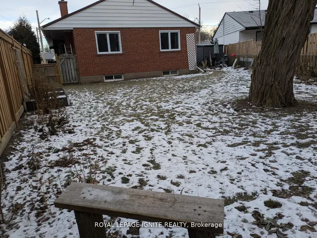 Additional image 39 of 208 Riverplace Cres