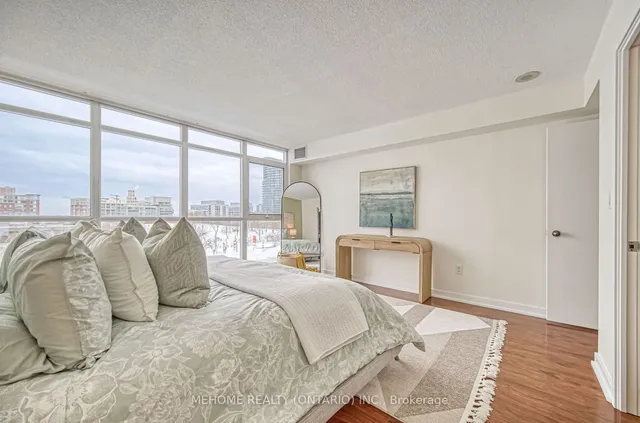 Additional image 21 of 10 Capreol Crt Unit 312