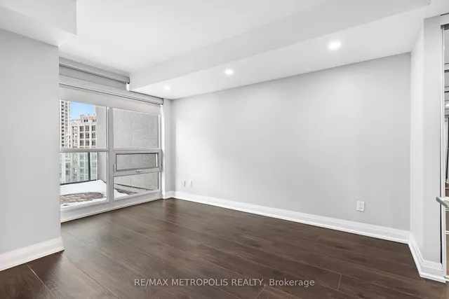 Additional image 18 of 209 Fort York Blvd Unit 678
