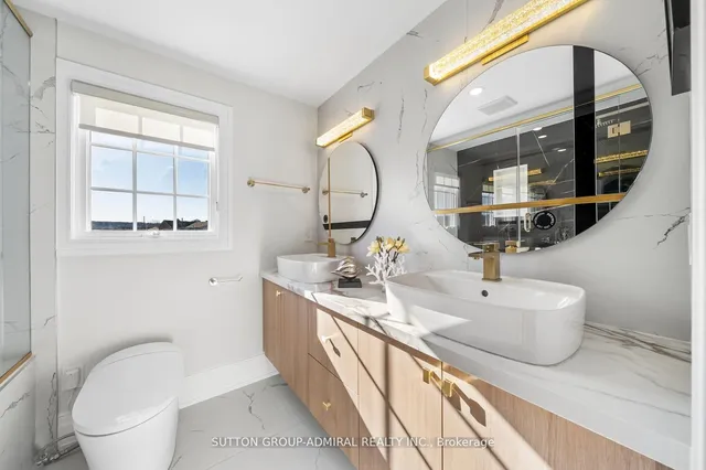 Additional image 16 of 567 Clover Park Cres