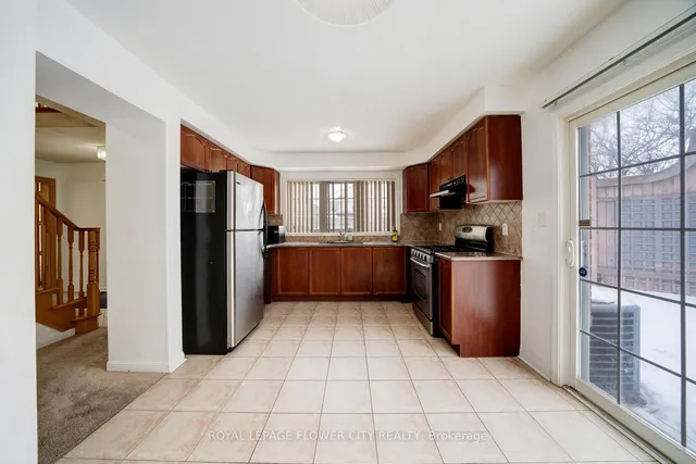 Additional image 14 of 1 Bayridge Dr