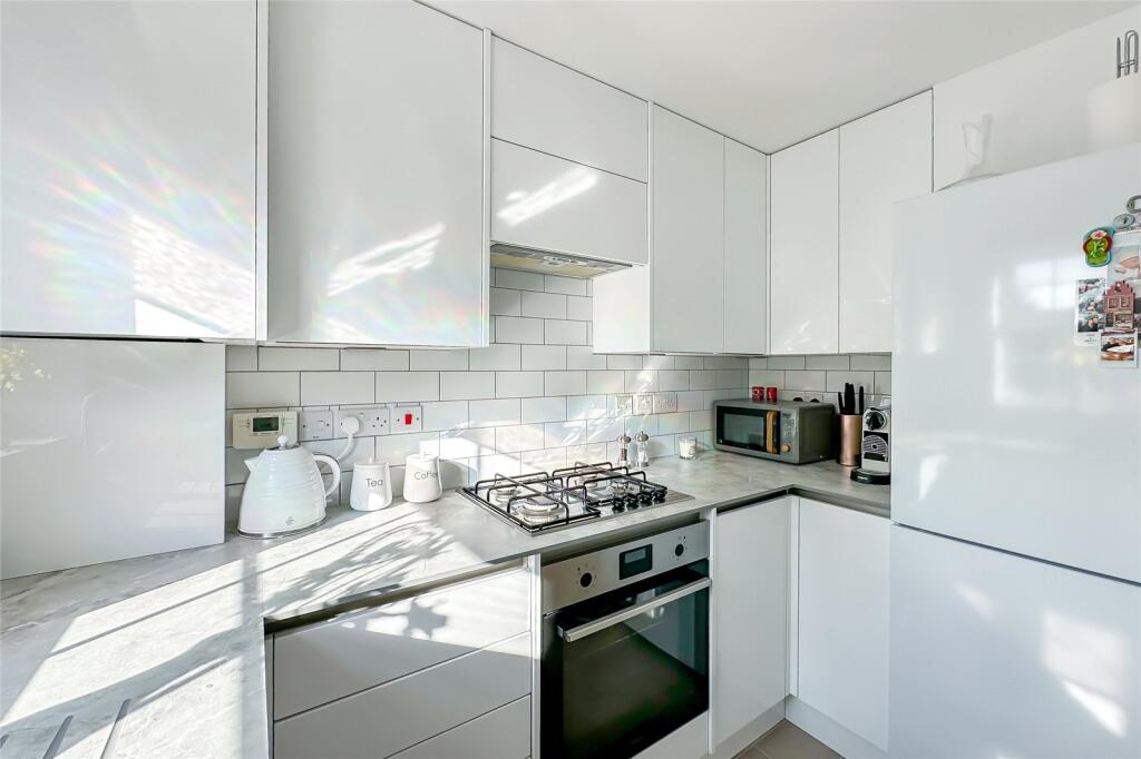 Additional image 3 of Tillage Close, Tyttenhanger, St. Albans, Hertfordshire, AL4