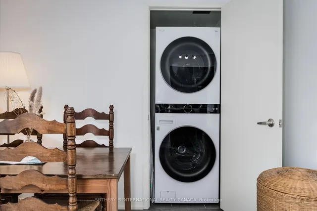 Additional image 13 of 816 Lansdowne Ave Unit 812