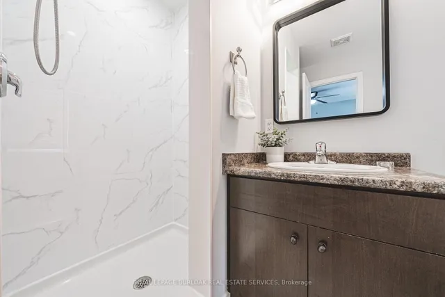 Additional image 23 of 10 Pumpkin Pass Unit 32