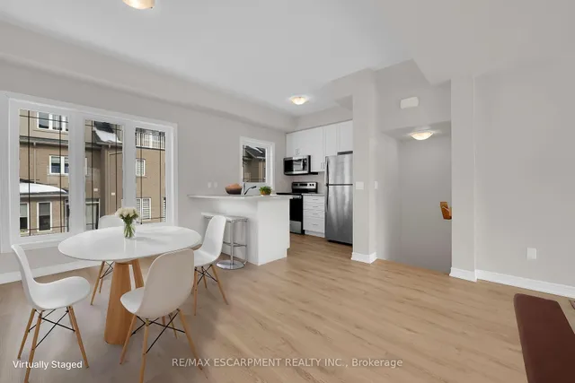 Additional image 3 of 19 Picardy Dr Unit 6