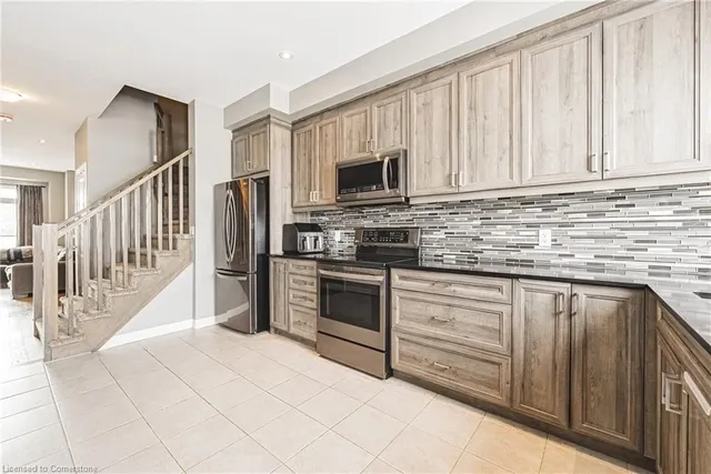 Additional image 11 of 30 Times Square Blvd Unit 241