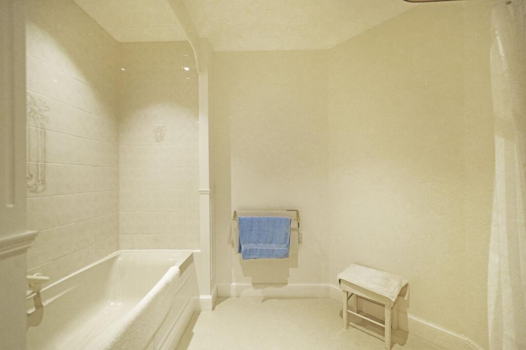 Additional image 17 of Avenue Road, Dorridge, B93