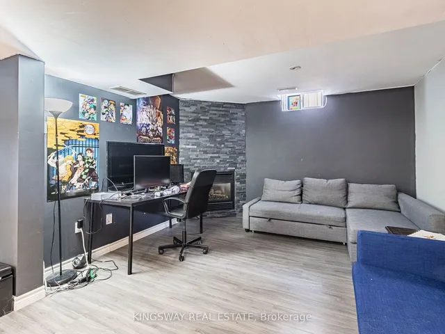 Additional image 38 of 570 Enfield Rd