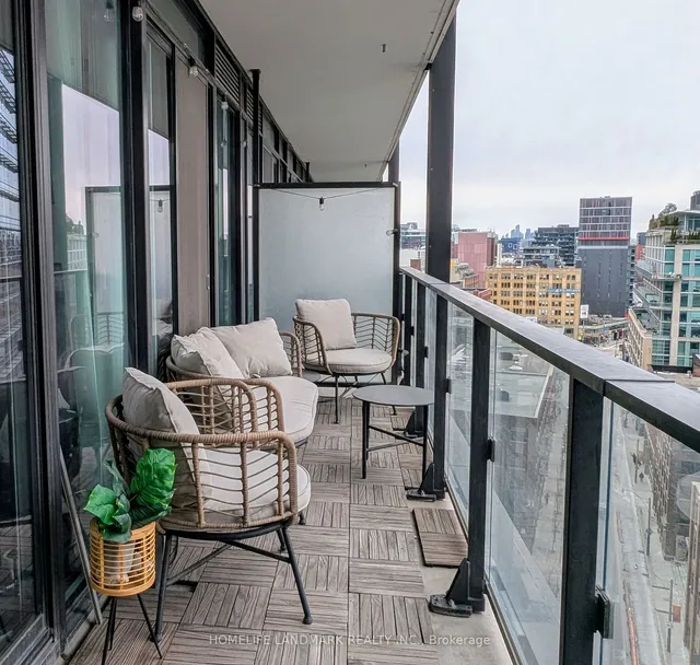 Additional image 3 of 125 Peter St Unit 1104