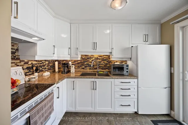 Additional image 8 of 20 Rowley Ave