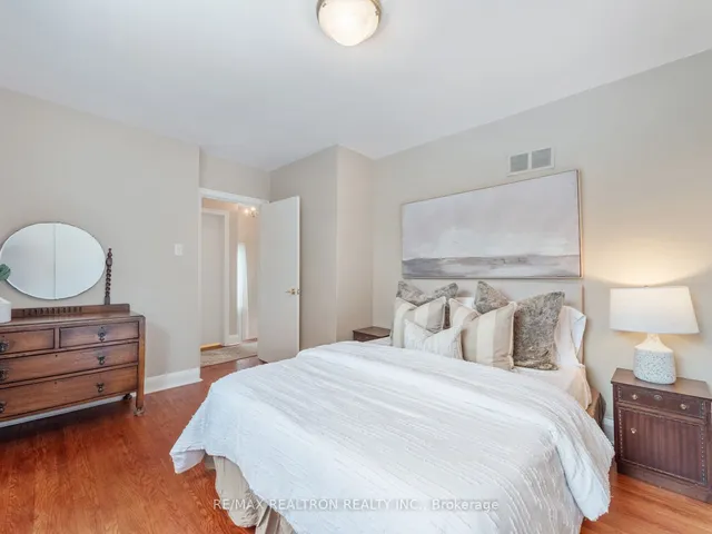 Additional image 23 of 28 Graymar Ave