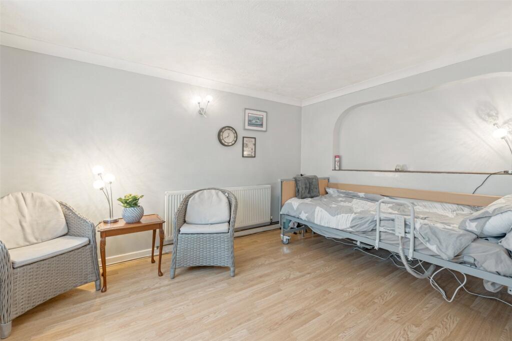 Additional image 10 of Crossways Avenue, Goring-by-Sea, Worthing, West Sussex, BN12