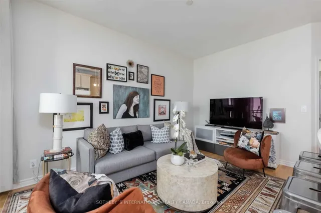 Additional image 4 of 980 Yonge St Unit 507